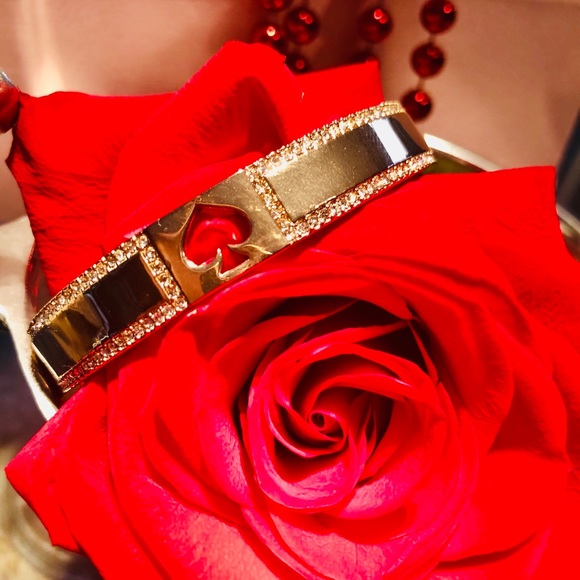 Kate Spade ♠️ New York Pave Rose 🌹 Gold Bangle